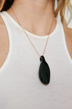 Sexual Wellness*NastyGal 10 Function Rechargeable Necklace Vibrator Sex Toy black