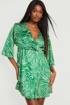 Wrap Dresses*boohoo Abstract Wrap Skater Dress green