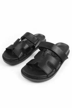 Sandals*Where's That From Adagio' Strappy Sandals Black