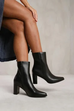 Heeled Boots|Ankle Boots*Where's That From Artic' Wide Fit Block Heel Ankle Boot Black