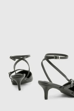 Heels*boohoo Asymmetric Buckle Strap Kitten Heel Court Shoes black