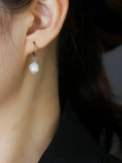 Earrings*SVNX Baroque Pearl Earrings in Silver