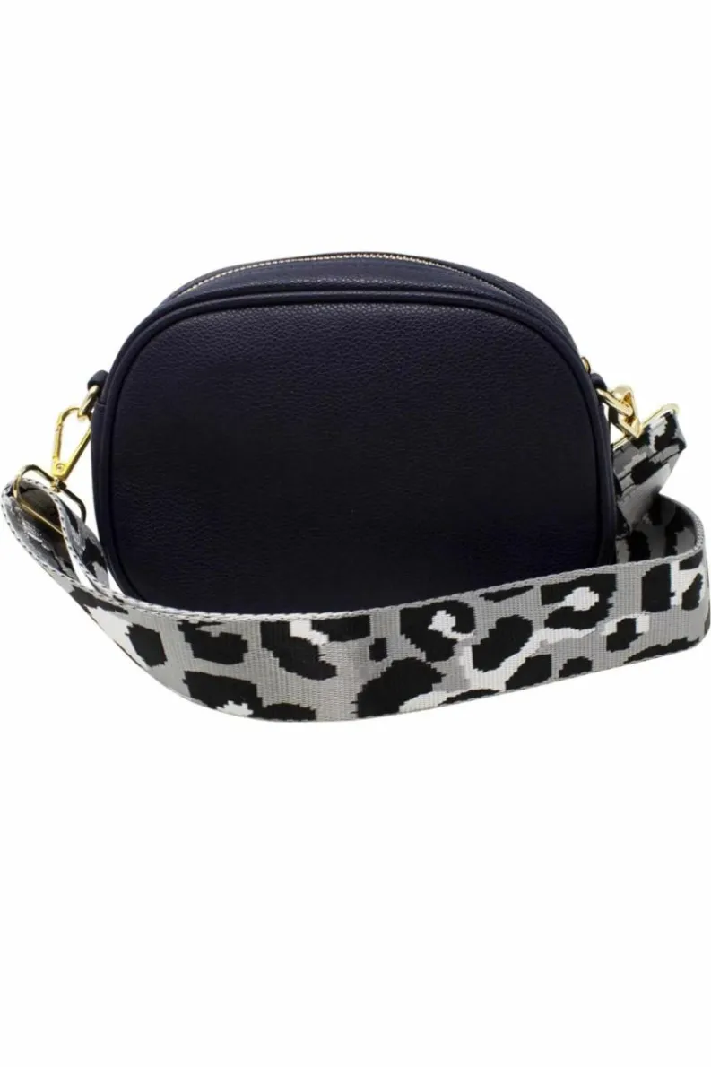Cross-Body Bags*SVNX Bee Embellished Rounded Crossbody Bag in Black