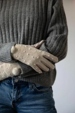 Hats & Gloves|Hats & Gloves*SVNX Crochet Gloves With Pom Pom Beige