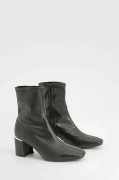 Heels|Heeled Boots*boohoo Block Heel Metal Detail Chelsea Boots black