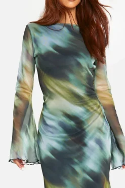Maxi Dresses|Long Sleeve Dresses*boohoo Blur Print Scoop Back Maxi Dress green