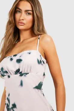 Cami Dresses*boohoo Blurred Floral Mini Slip Dress pink