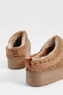 Cosy Boots|All Boots*boohoo Borg Embroidered Platform Cosy Mules chestnut