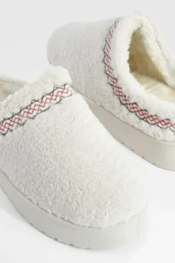 Cosy Boots|All Boots*boohoo Borg Embroidered Platform Cosy Mules cream