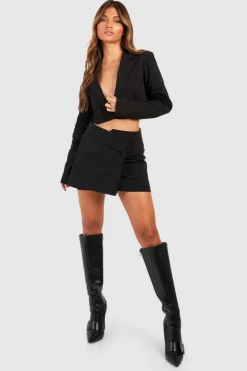 Up To 80% Off Winter Warmers*boohoo Boxy Cropped Blazer & Waist Detail Mini Skirt black