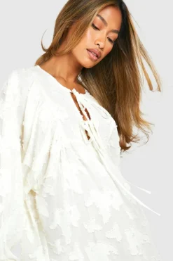 Smock Dresses*boohoo Burnout Floral Tie Front Smock Dress cream