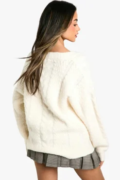 Jumpers*boohoo Cable Knit Detail V Neck Jumper cream