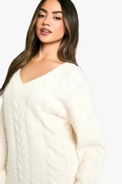 Jumpers*boohoo Cable Knit Detail V Neck Jumper cream
