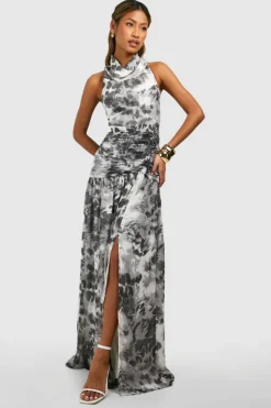 Maxi Dresses*boohoo Chiffon Maxi Leopard Print Halterneck Dress black