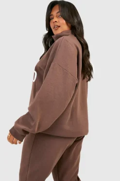 Sweatshirts|Dsgn Studio*boohoo Plus Dsgn Studio Script Half Zip Sweatshirt chocolate