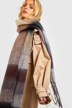 Scarves|Scarves*boohoo Chunky Check Tassel Scarf black
