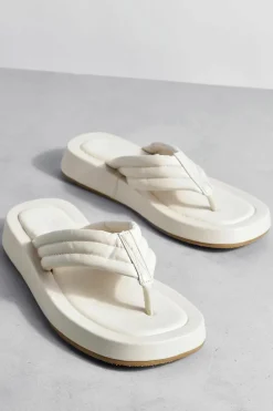 Flats|Sandals*boohoo Chunky Flip Flops cream