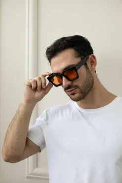 Sunglasses*SVNX Chunky Oversize square Sunglasses in with Orange Lenses Black