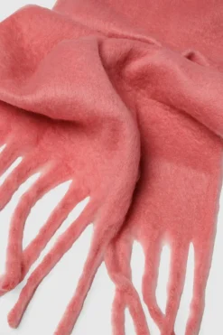 Hats & Gloves|Hats & Gloves*boohoo Chunky Oversized Fringe Scarf pink