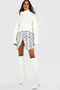Up To 80% Off Winter Warmers*boohoo Chunky Roll Neck Crop Jumper ecru