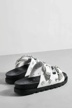 Flats|Sandals*boohoo Chunky Western Metal Trim Footbed Slider white