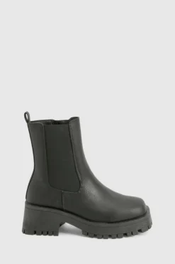 Chunky Boots|All Boots*boohoo Cleated Sole Chunky Chelsea Boots black
