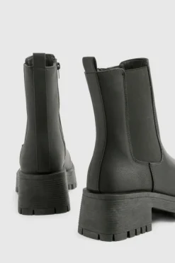Chunky Boots|All Boots*boohoo Cleated Sole Chunky Chelsea Boots black