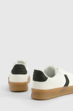 Trainers*boohoo Contrast Panel Gum Sole Trainers white