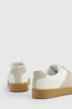 Trainers*boohoo Contrast Stripe Gum Sole Trainers white
