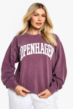 Sweatshirts|Hoodies & Sweatshirts*boohoo Copenhagen Slogan Overdyed Oversized Sweatshirt burgundy