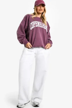 Sweatshirts|Hoodies & Sweatshirts*boohoo Copenhagen Slogan Overdyed Oversized Sweatshirt burgundy