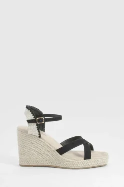 Wedges|Trainers*boohoo Crossover 2 Part Topstitch Detail Wedges black