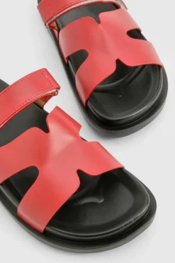 Sandals*boohoo Cut Out Detail Sliders red