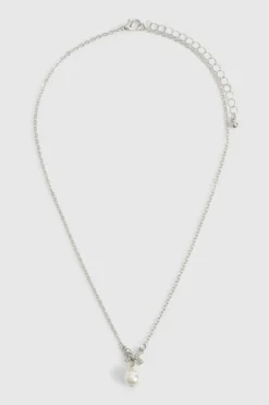Necklaces*boohoo Delicate Pearl and Bow Necklace silver