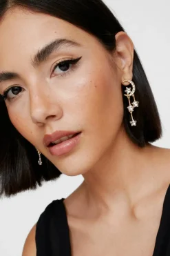 Earrings*NastyGal Diamante Star And Moon Drop Earrings gold
