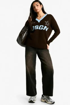 Oversized Jumpers|Jumpers*boohoo DSGN Embroidered Oversized V Neck Knitted Jumper chocolate