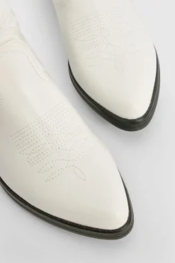 Cowboy Boots|Ankle Boots*boohoo Embossed Ankle High Western Cowboy Boots white