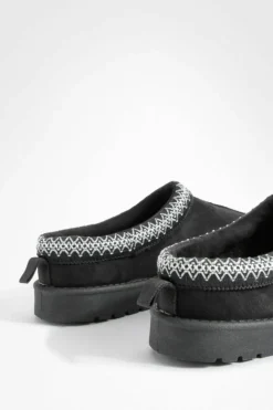 Cosy Boots*boohoo Embroidered Cosy Mules black