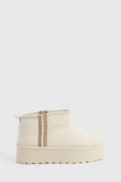 Cosy Boots|All Boots*boohoo Embroidered Detail Cosy Platform Boots cream