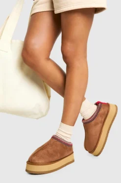 Cosy Boots|All Boots*boohoo Embroidered Detail Platform Cosy Mules chestnut