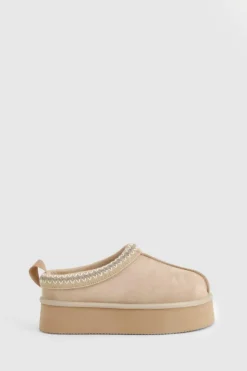Flats*boohoo Embroidered Detailing Platform Slip On Faux Fur Lined Mules mocha