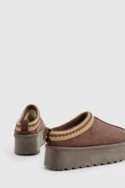 Cosy Boots|All Boots*boohoo Embroidered Platform Cosy Mules chocolate