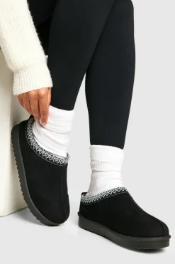 Cosy Boots|All Boots*boohoo Embroidered Slip On Cosy Mules black