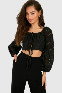 Long Sleeve Tops*boohoo Embroidery Long Sleeve Crop Top black