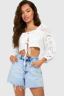 Long Sleeve Tops*boohoo Embroidery Long Sleeve Crop Top white