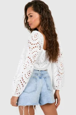 Long Sleeve Tops*boohoo Embroidery Long Sleeve Crop Top white
