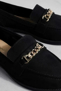 Flats*boohoo Faux Suede Chain Trim Loafers black