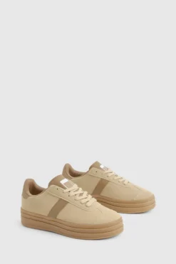 Trainers*boohoo Faux Suede Stripe Gum Sole Trainers taupe