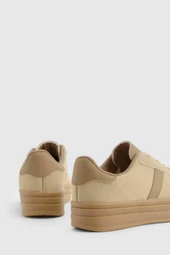 Trainers*boohoo Faux Suede Stripe Gum Sole Trainers taupe