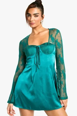 Mini Dresses|Long Sleeve Dresses*boohoo Flare Sleeve Lace Mini Dress green